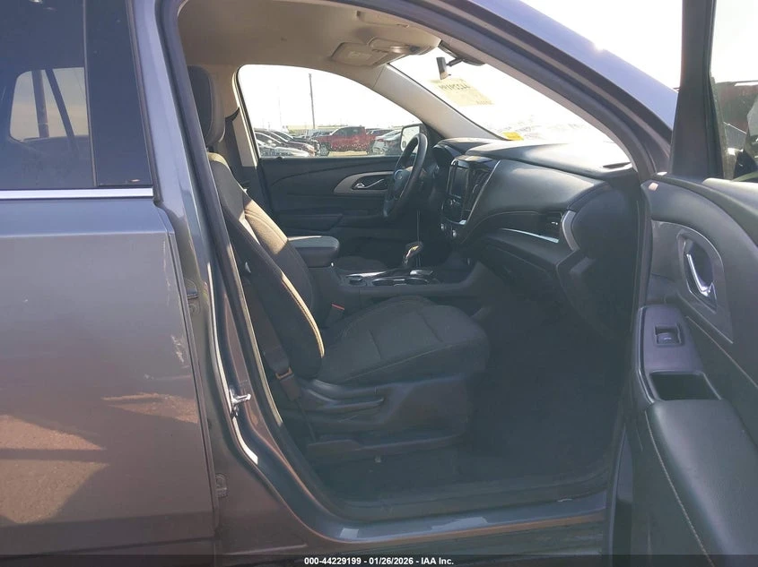 Chevrolet Traverse 3.6L V-6 DI, DOHC, VVT, 310HP Front Wheel Drive | Mobile.bg � ����������� 5