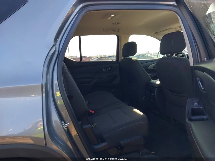 Chevrolet Traverse 3.6L V-6 DI, DOHC, VVT, 310HP Front Wheel Drive | Mobile.bg � ����������� 8