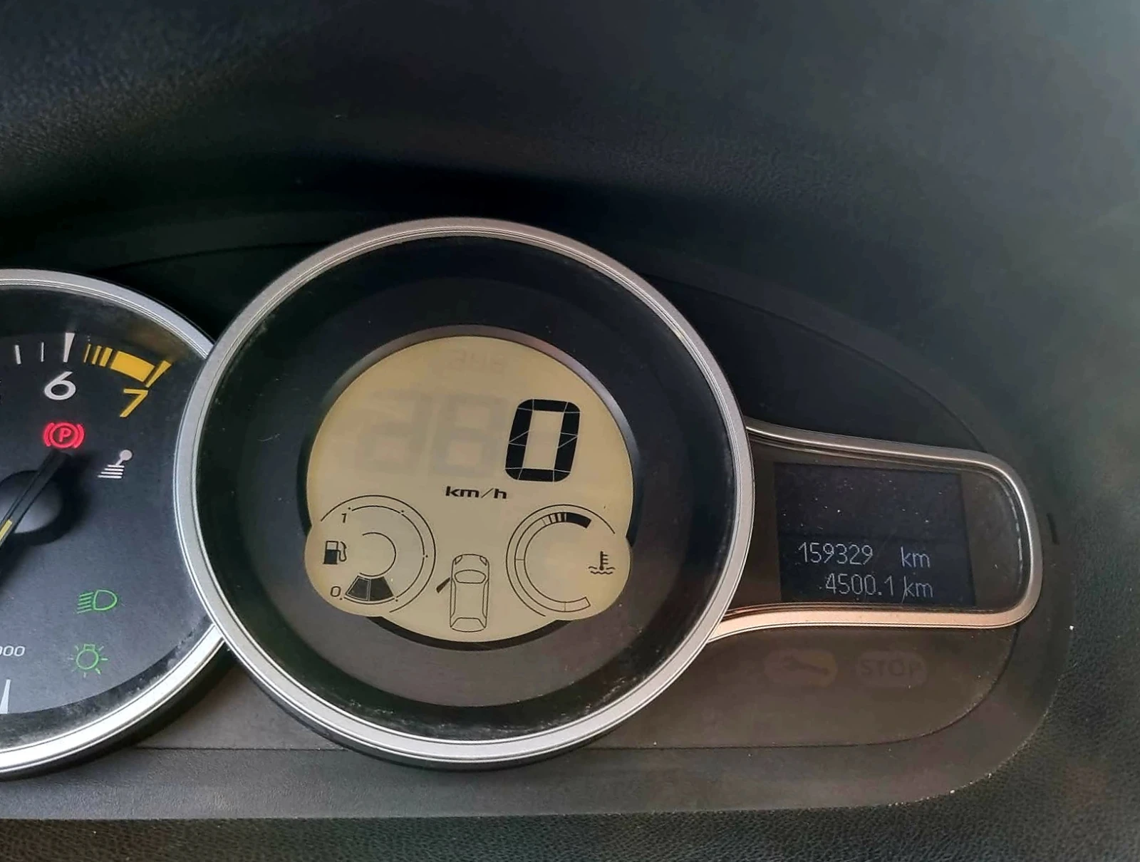 Renault Megane 3, снимка 2 - Автомобили и джипове - 55612527