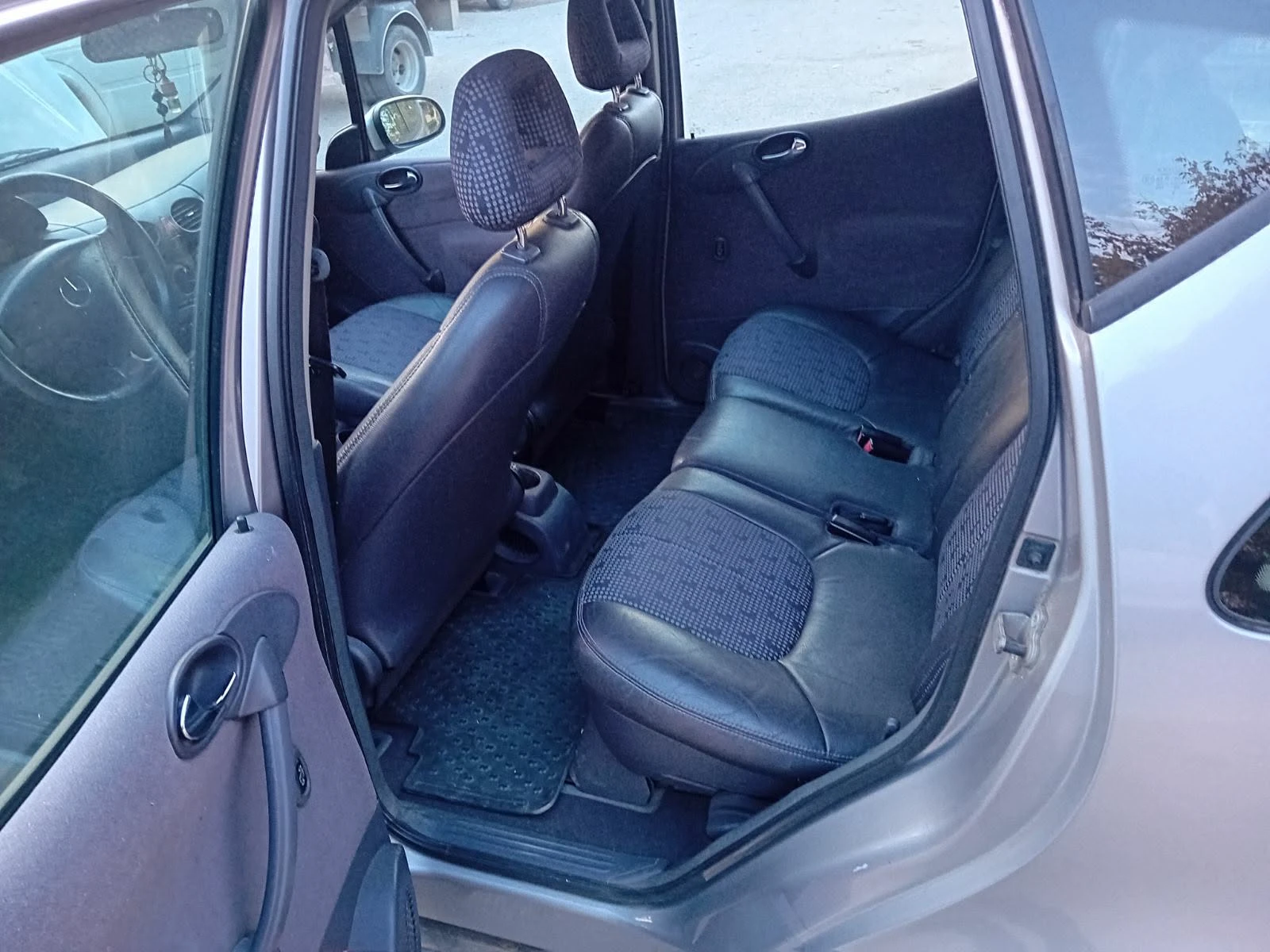 Mercedes-Benz A 170, снимка 6 - Автомобили и джипове - 55683233