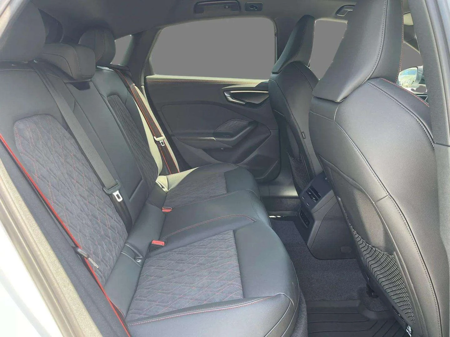 Audi A5, снимка 15 - Автомобили и джипове - 56420454