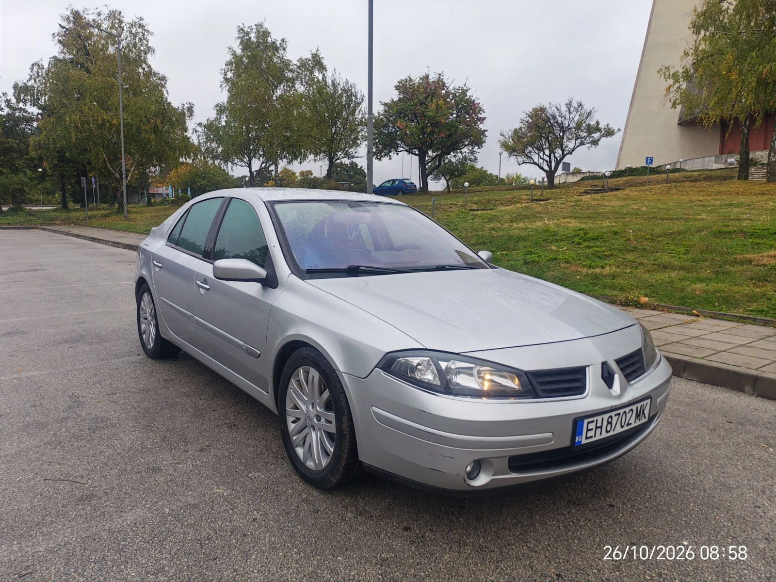 Renault Laguna 2.0 турбо с газ, снимка 5 - Автомобили и джипове - 56738859