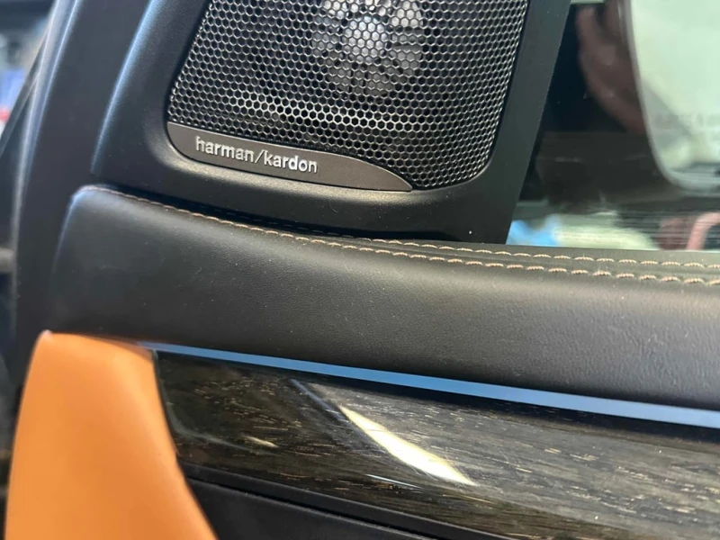 BMW X6 * xDrive35i* М ПАКЕТ* ОБДУХВАНЕ* ХЕДЪП* BLIND SPOT, снимка 15 - Автомобили и джипове - 53397432