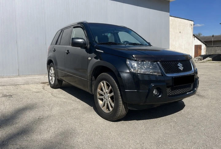 Suzuki Grand vitara, снимка 3 - Автомобили и джипове - 54340775