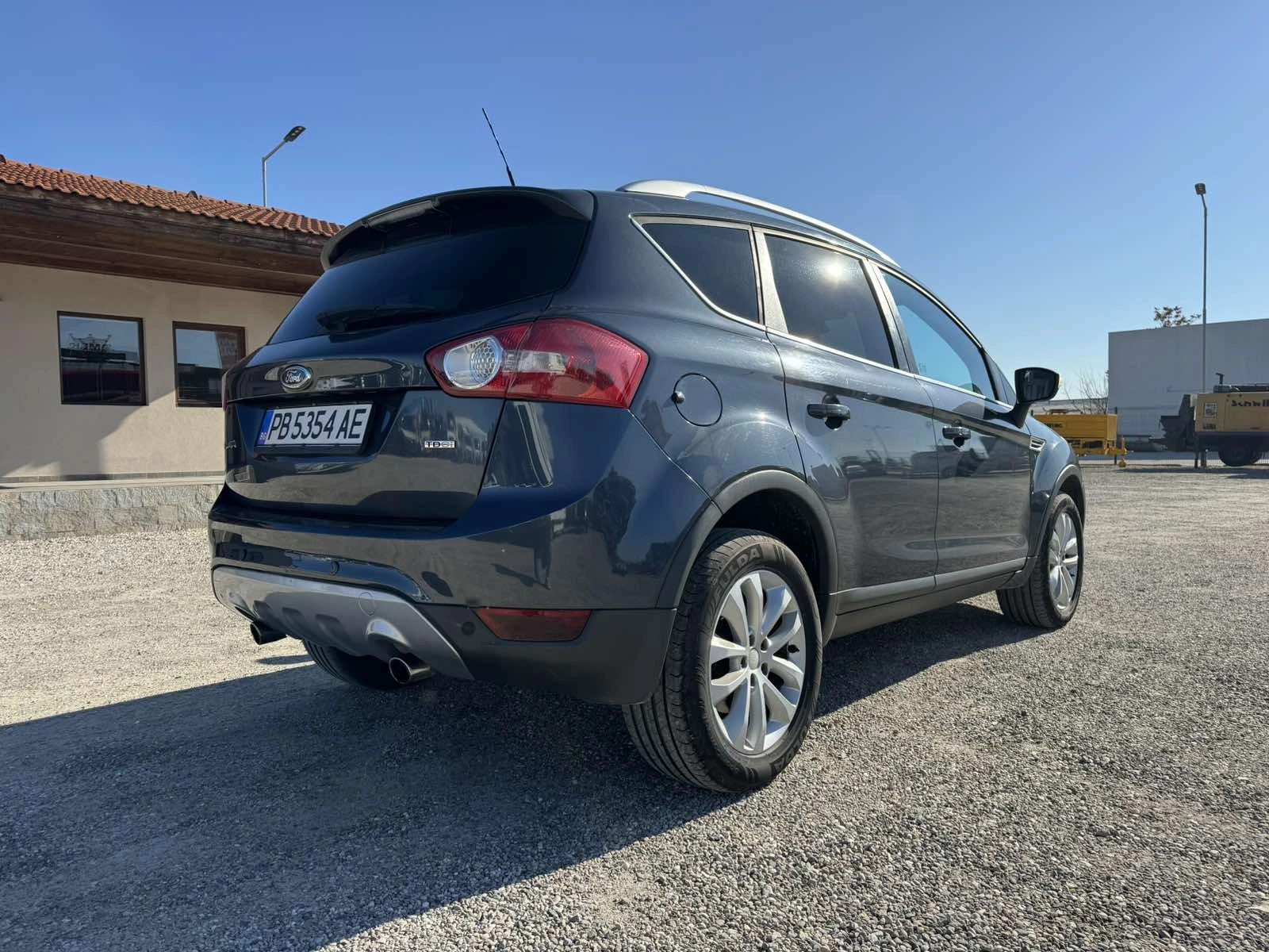 Ford Kuga 2.0D - изображение 7