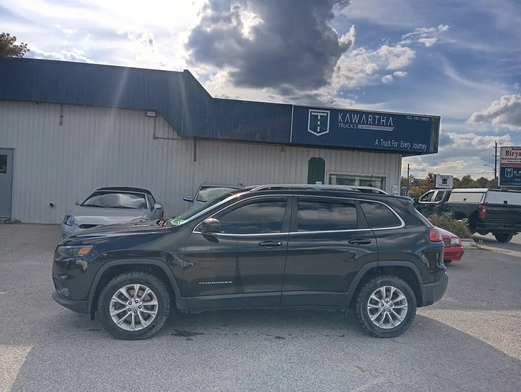 Jeep Cherokee Latitude Подгрев* Keyless* CarPlay* RemoteStart*  - изображение 4