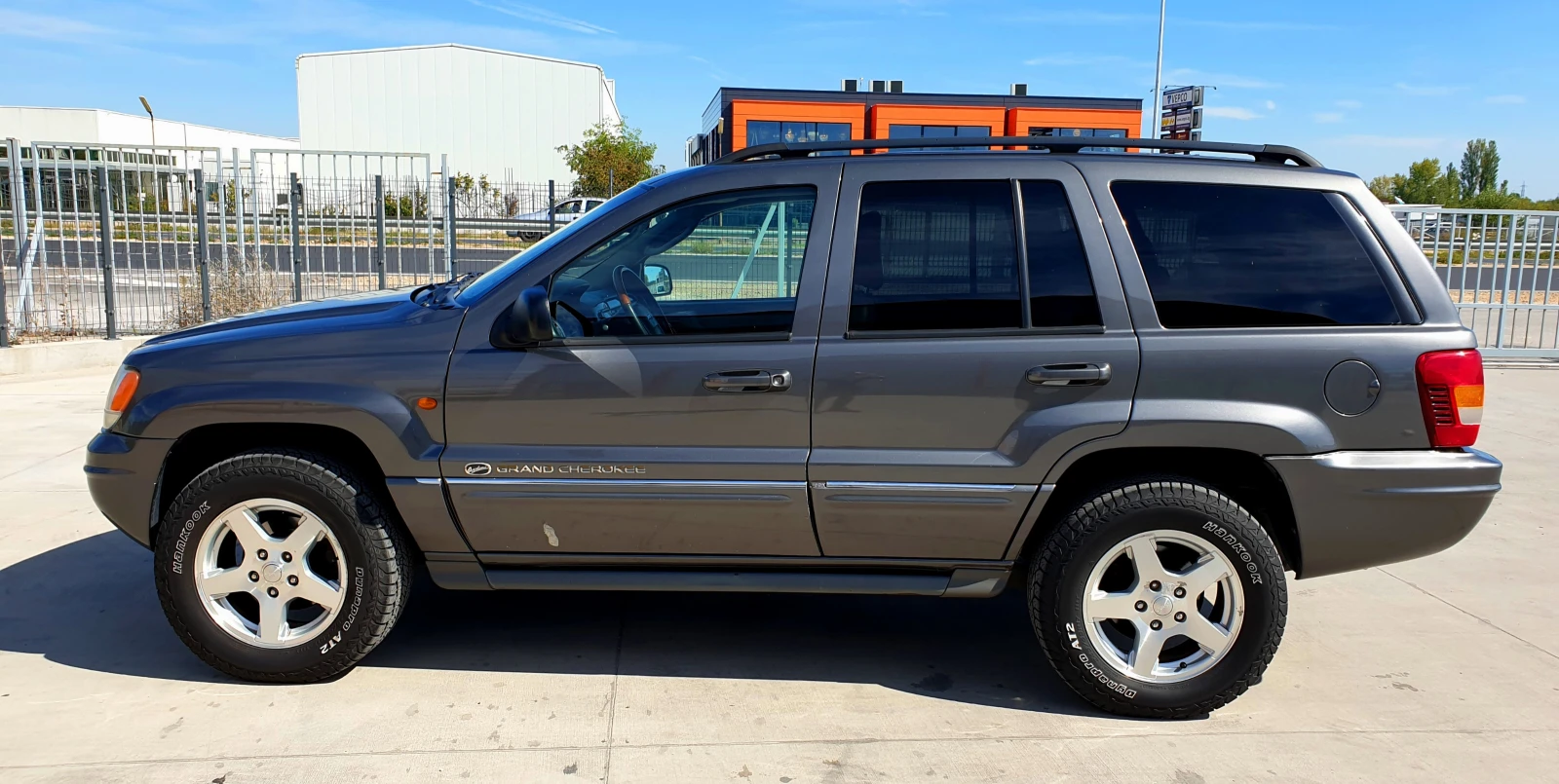 Jeep Grand cherokee 2.7 CRD Overland, снимка 2 - Автомобили и джипове - 53787442