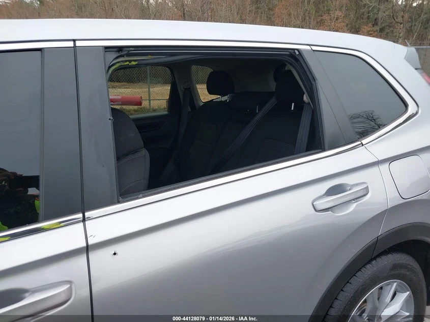 Honda Cr-v 1.5l Ex 2Wd, снимка 6 - Автомобили и джипове - 54256148