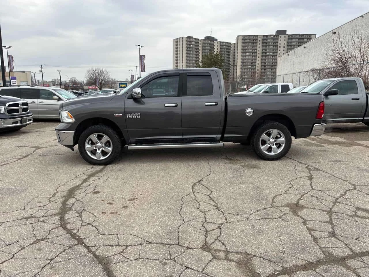 Dodge RAM 1500 * Big Horn * KEYLESS* NAVI* , снимка 2 - Автомобили и джипове - 54327490