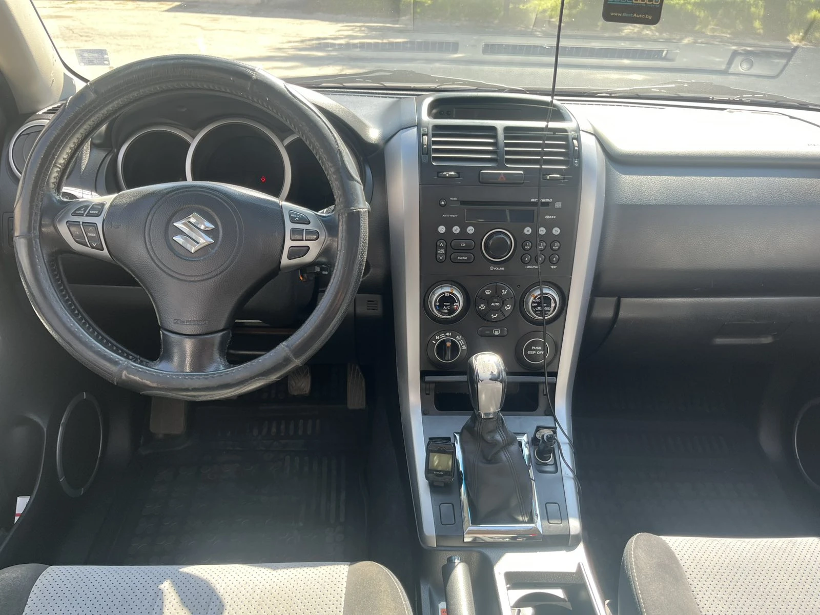 Suzuki Grand vitara, снимка 8 - Автомобили и джипове - 54340775