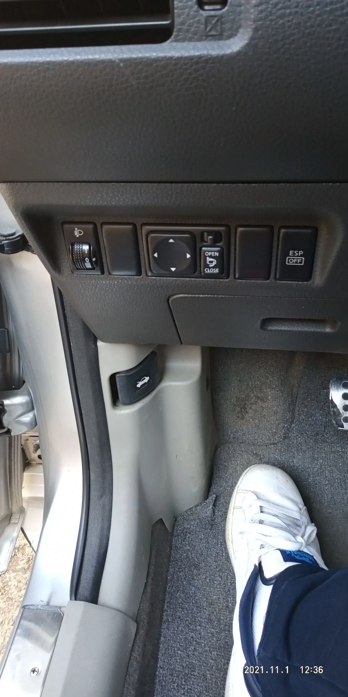 Nissan X-trail Т 30, снимка 11 - Автомобили и джипове - 54682215