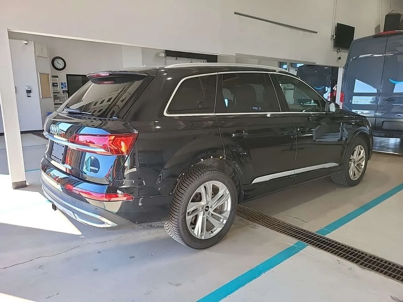 Audi Q7 * KOMFORT * CARFAX * Бeз инциденти * , снимка 3 - Автомобили и джипове - 55084798