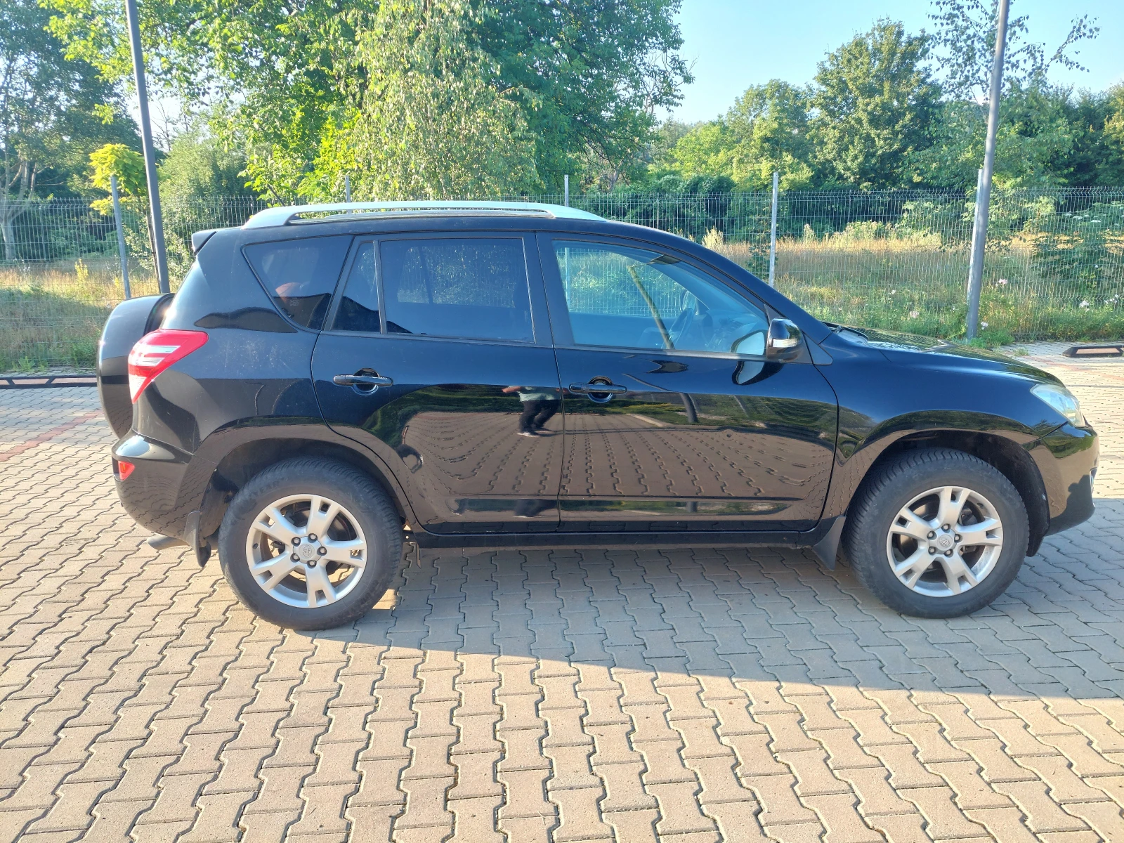 Toyota Rav4 2, 2 D4D 4x4, снимка 6 - Автомобили и джипове - 55263255