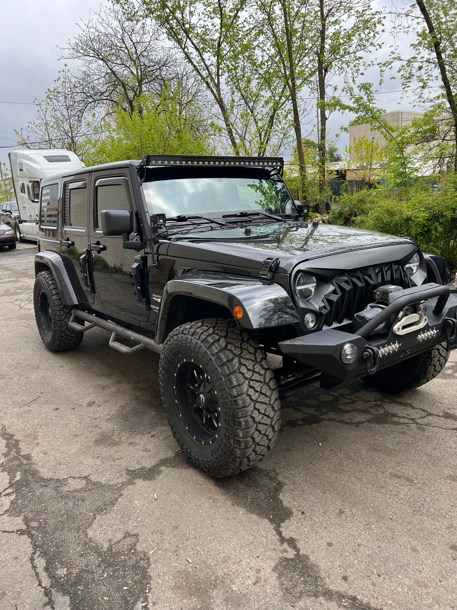 Jeep Wrangler Разполага зимен и летен покрив , снимка 4 - Автомобили и джипове - 55816020