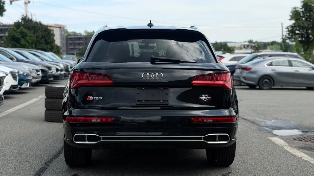 Audi SQ5 DIGITAL* 2РИ ЧИФТ ГУМИ* DIS* B&O* PANO* ALCANTARA, снимка 5 - Автомобили и джипове - 56026446