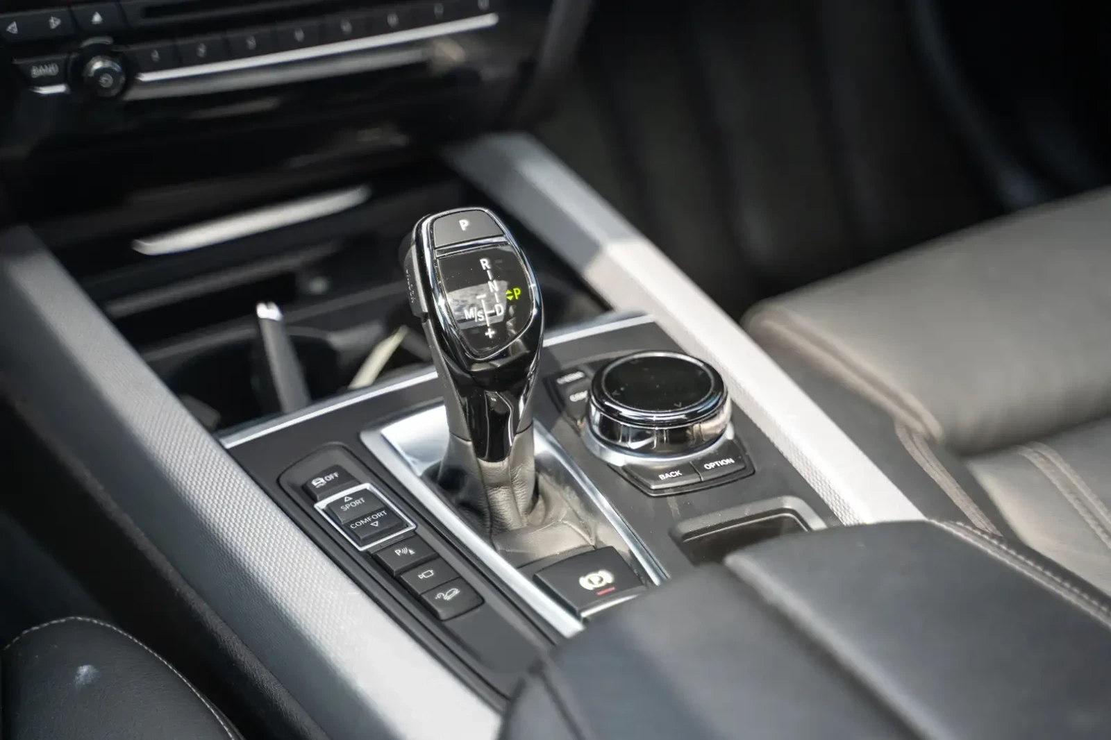 BMW X5 xDrive35i, снимка 11 - Автомобили и джипове - 56545214