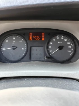 Opel Vivaro, снимка 11