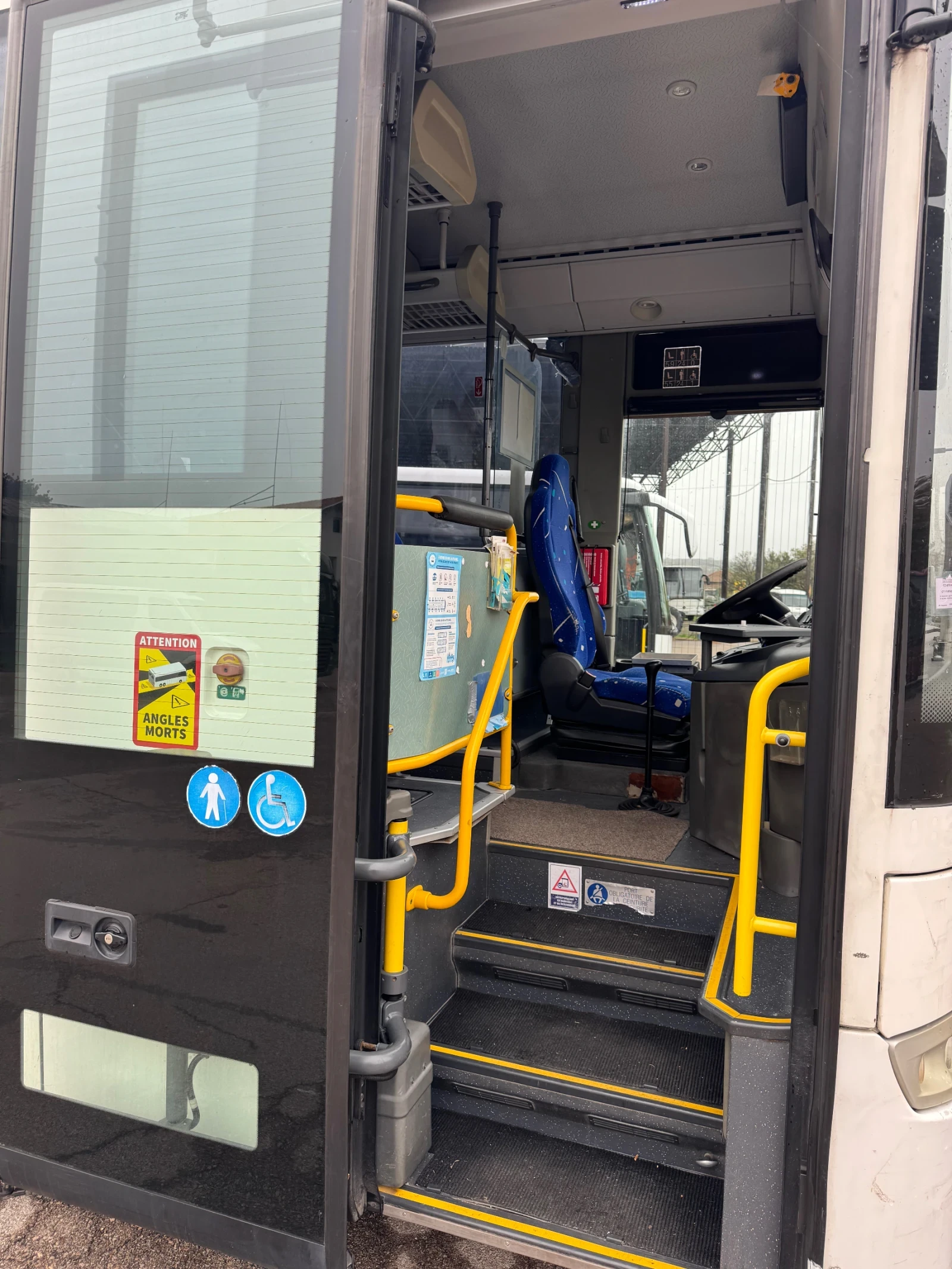 Mercedes-Benz Intouro O560 klima  59+ 24   | Mobile.bg   7