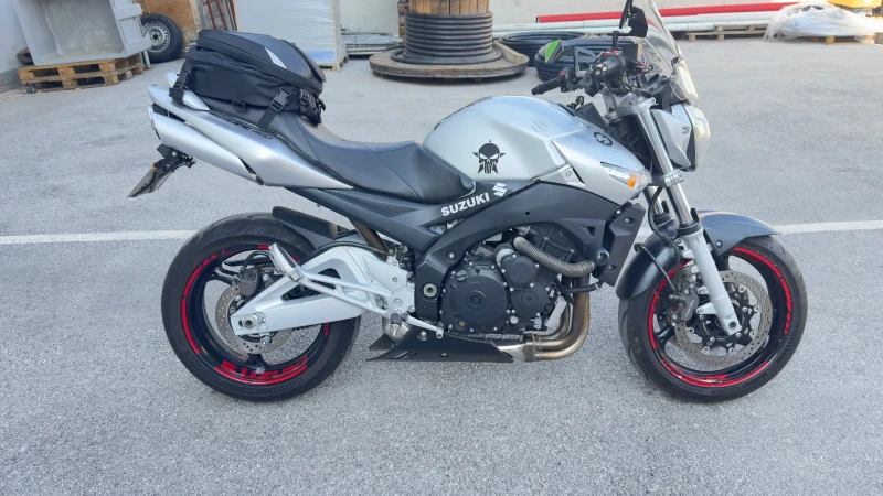 Suzuki Gsr 600, снимка 4 - Мотоциклети и мототехника - 52773743