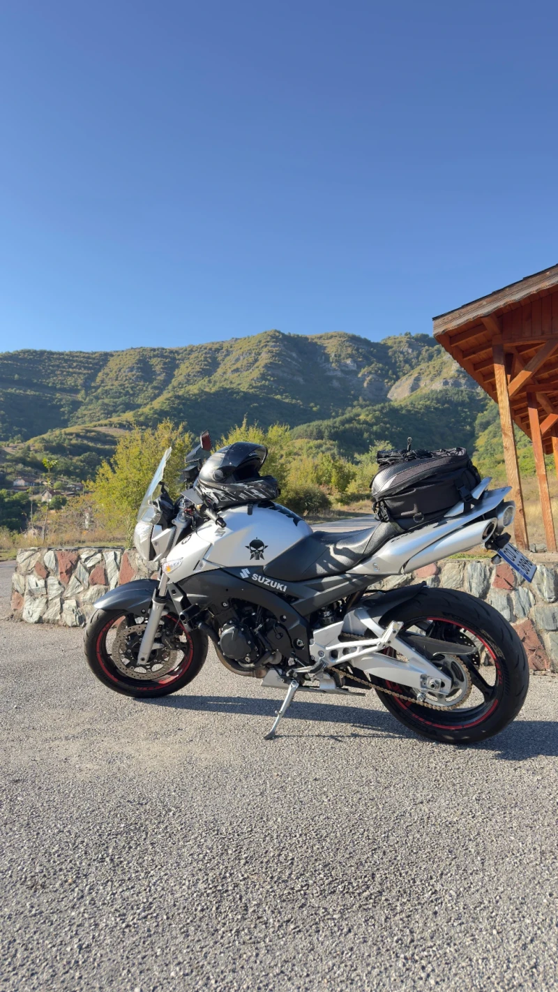 Suzuki Gsr 600, снимка 2 - Мотоциклети и мототехника - 52773743