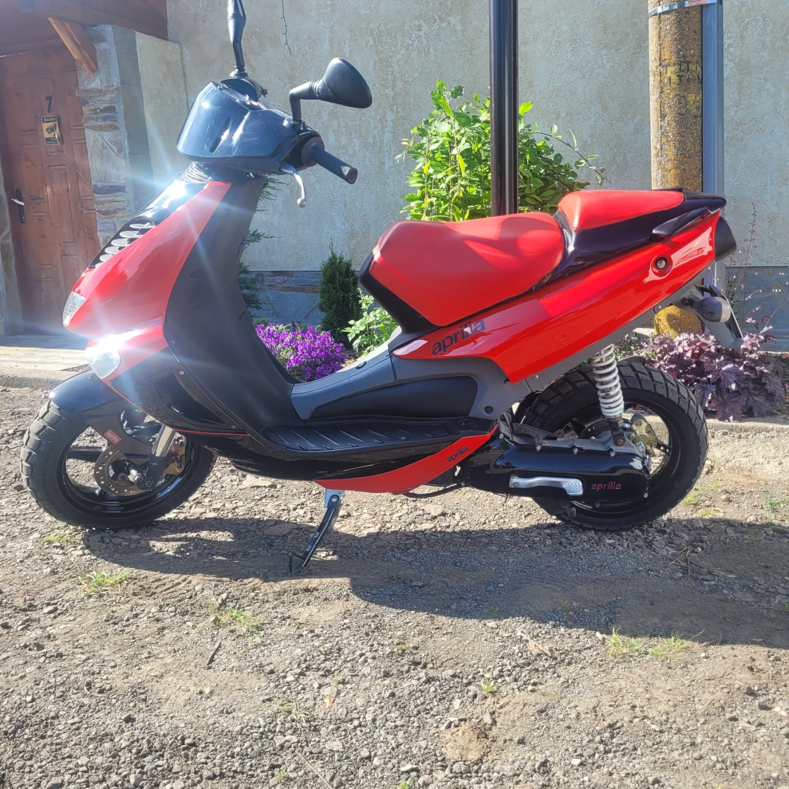 Aprilia Sr 50, снимка 2 - Мотоциклети и мототехника - 54668602