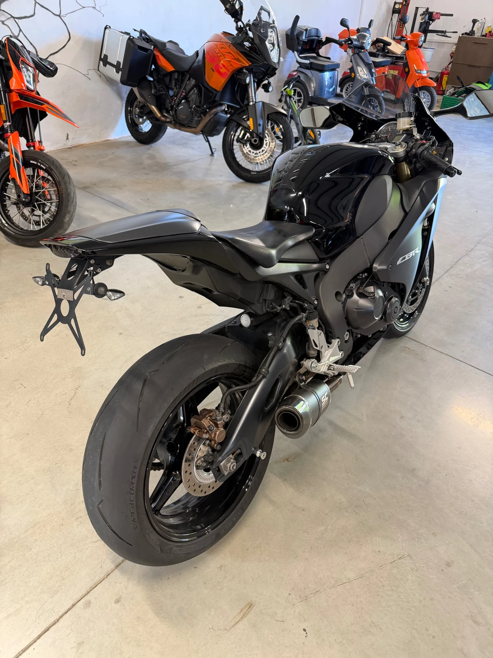 Honda Cbr 1000RR ABS, снимка 6 - Мотоциклети и мототехника - 55448971