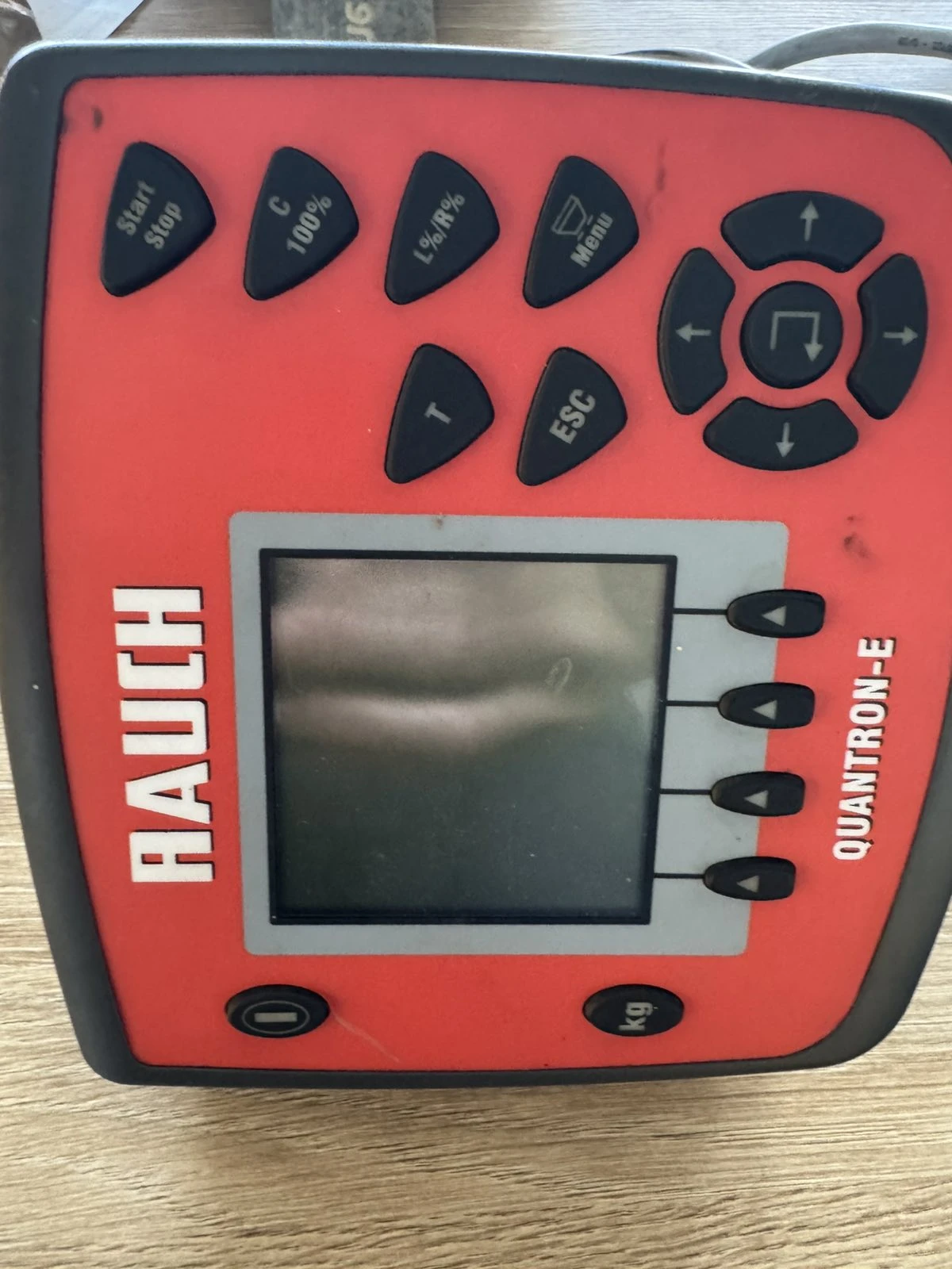 Торачка Kuhn Axis 40.1W с кантар - изображение 9