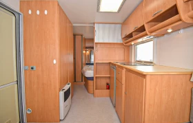 Каравана Eifelland Holiday Special 500, снимка 5
