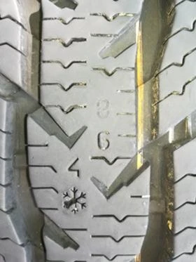 Гуми Зимни 215/60R17, снимка 4