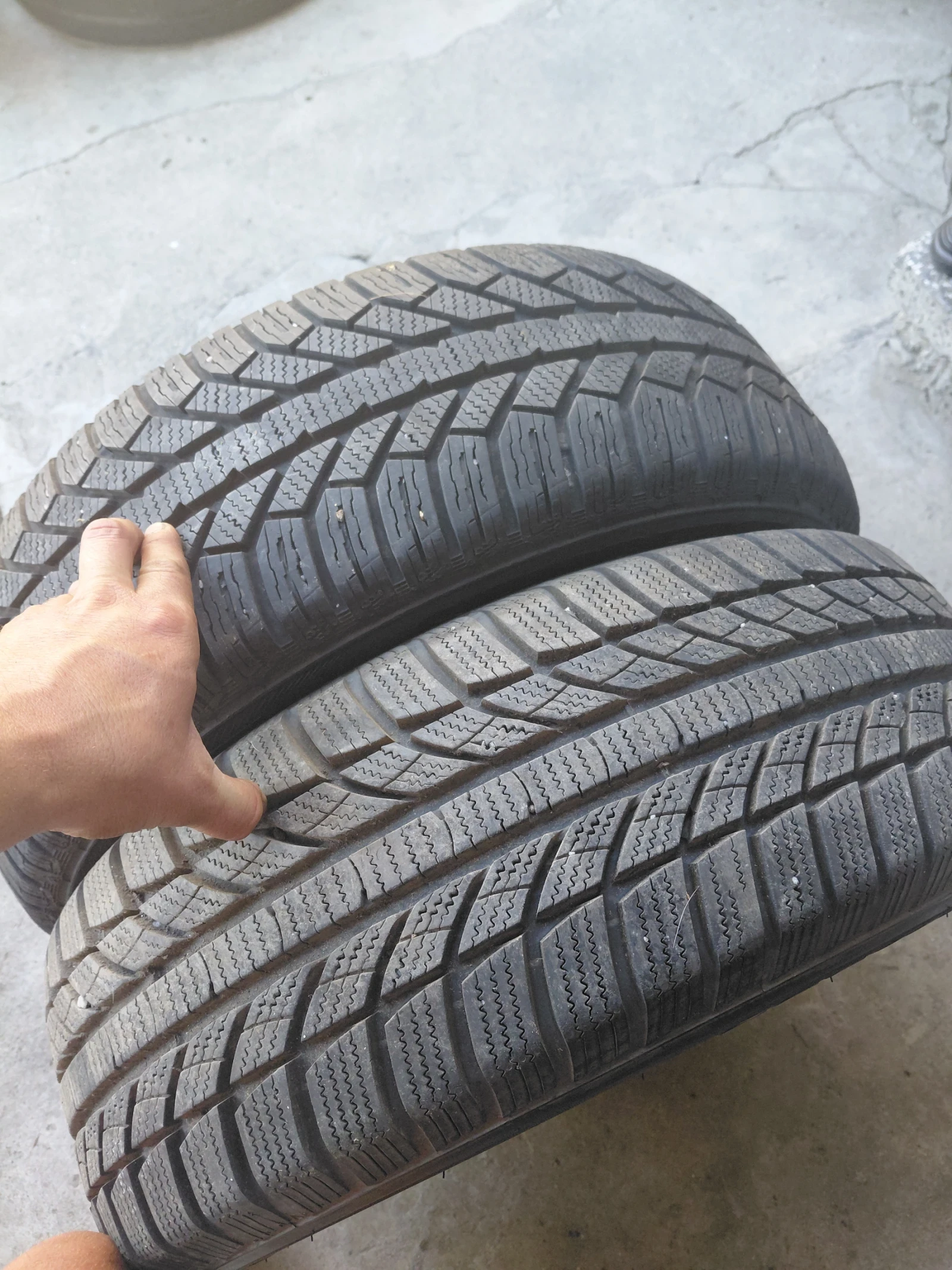 Гуми Зимни 205/55R16