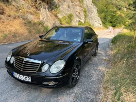  Mercedes-Benz E 320