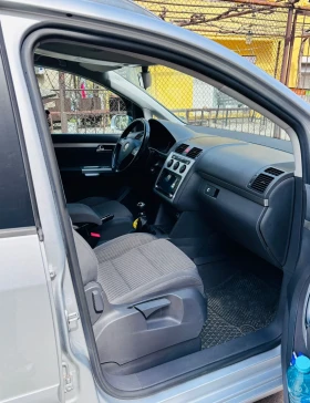 VW Touran VW TOURAN/ 2.0TDI/ 2005г. - 2600 € / 5085.16 лв. - 98771480 16