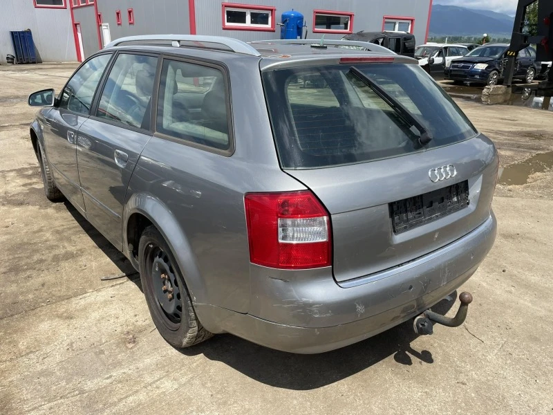 Audi A4 2.5, снимка 4 - Автомобили и джипове - 40863249