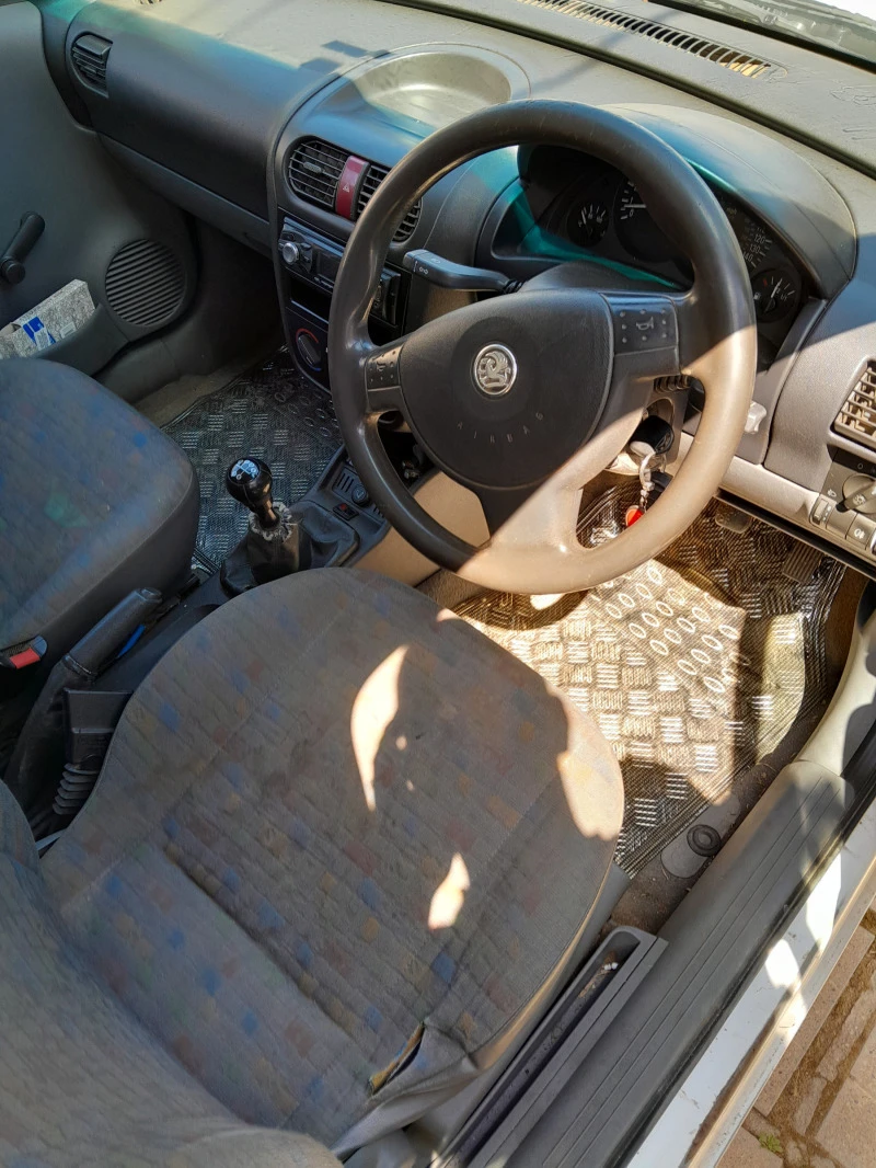 Opel Combo 1.6i, снимка 8 - Автомобили и джипове - 46358714