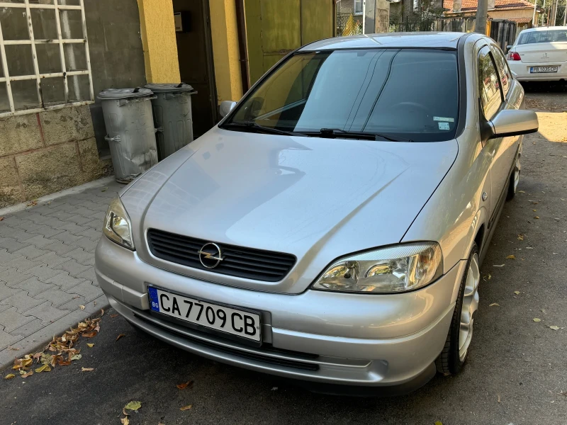 Opel Astra, снимка 1 - Автомобили и джипове - 47319775