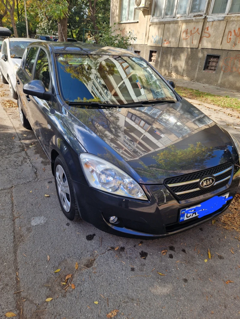 Kia Ceed 1.4, снимка 1 - Автомобили и джипове - 48244753