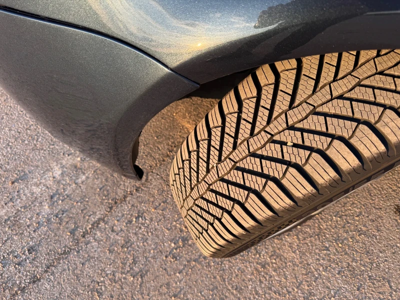 VW Golf 2.0, снимка 16 - Автомобили и джипове - 52312445