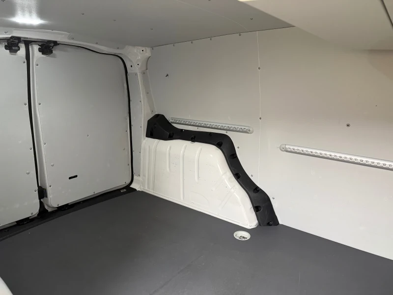 VW Caddy 2.0 TDI MAXI ХЛАДИЛНО\PSYGEIO EURO 6 KLIMA , снимка 10 - Автомобили и джипове - 52977548