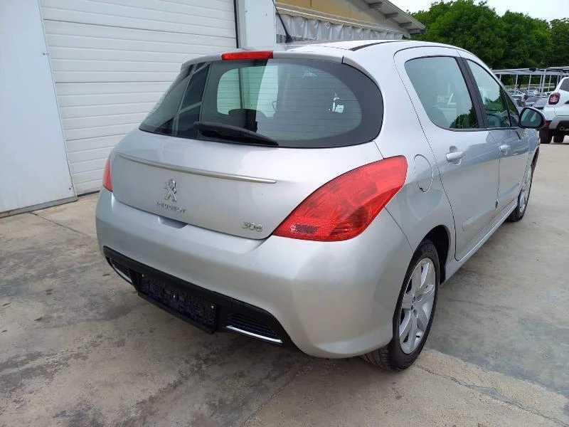 Peugeot 308 1.6i 16v *Facelife*UNIKAT, снимка 14 - Автомобили и джипове - 36928993