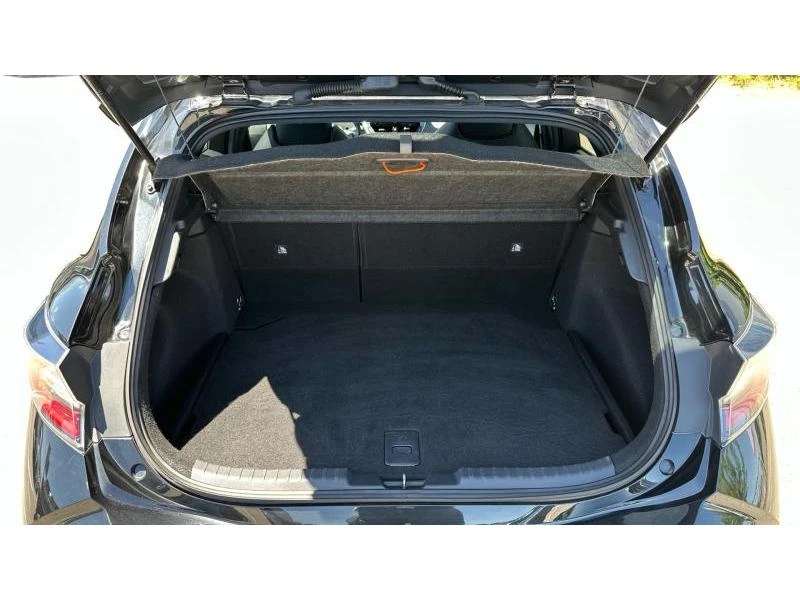 Toyota Corolla HB 2.0 HSD LUXURY - изображение 9