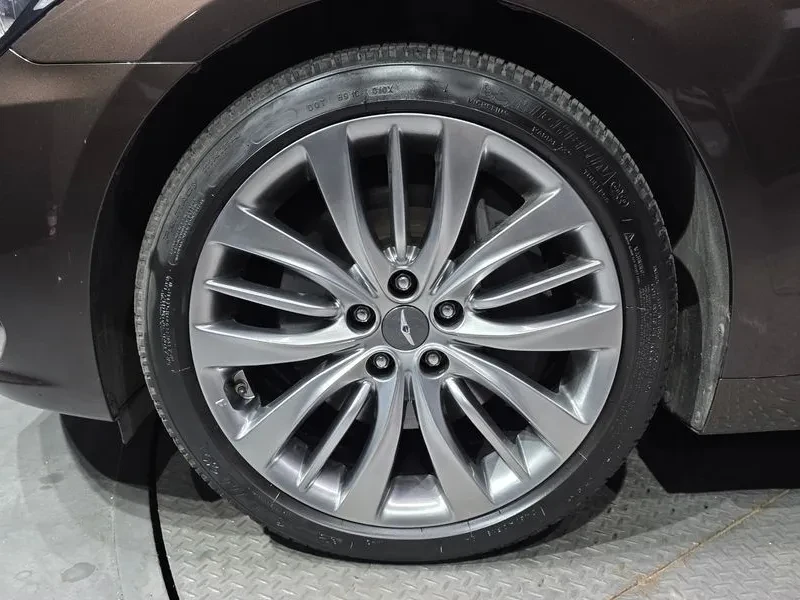Genesis G80 3.3 AWD, снимка 5 - Автомобили и джипове - 54420572