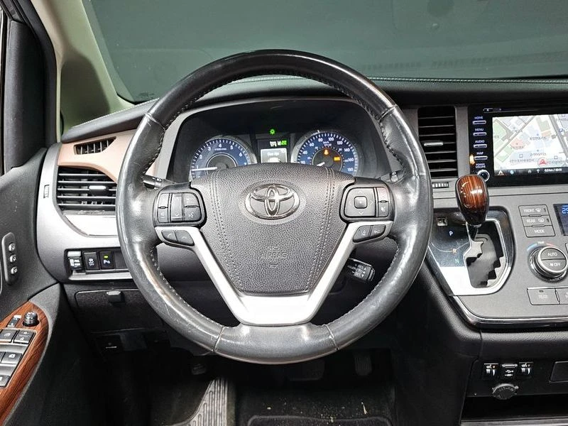 Toyota Sienna 3.5 2GR Automatic, снимка 10 - Автомобили и джипове - 55662760