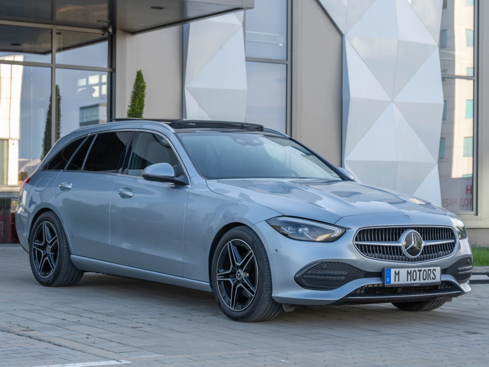 Mercedes-Benz C 220 63 хил.реални км., mild hybrid, панорама, distroni, снимка 1