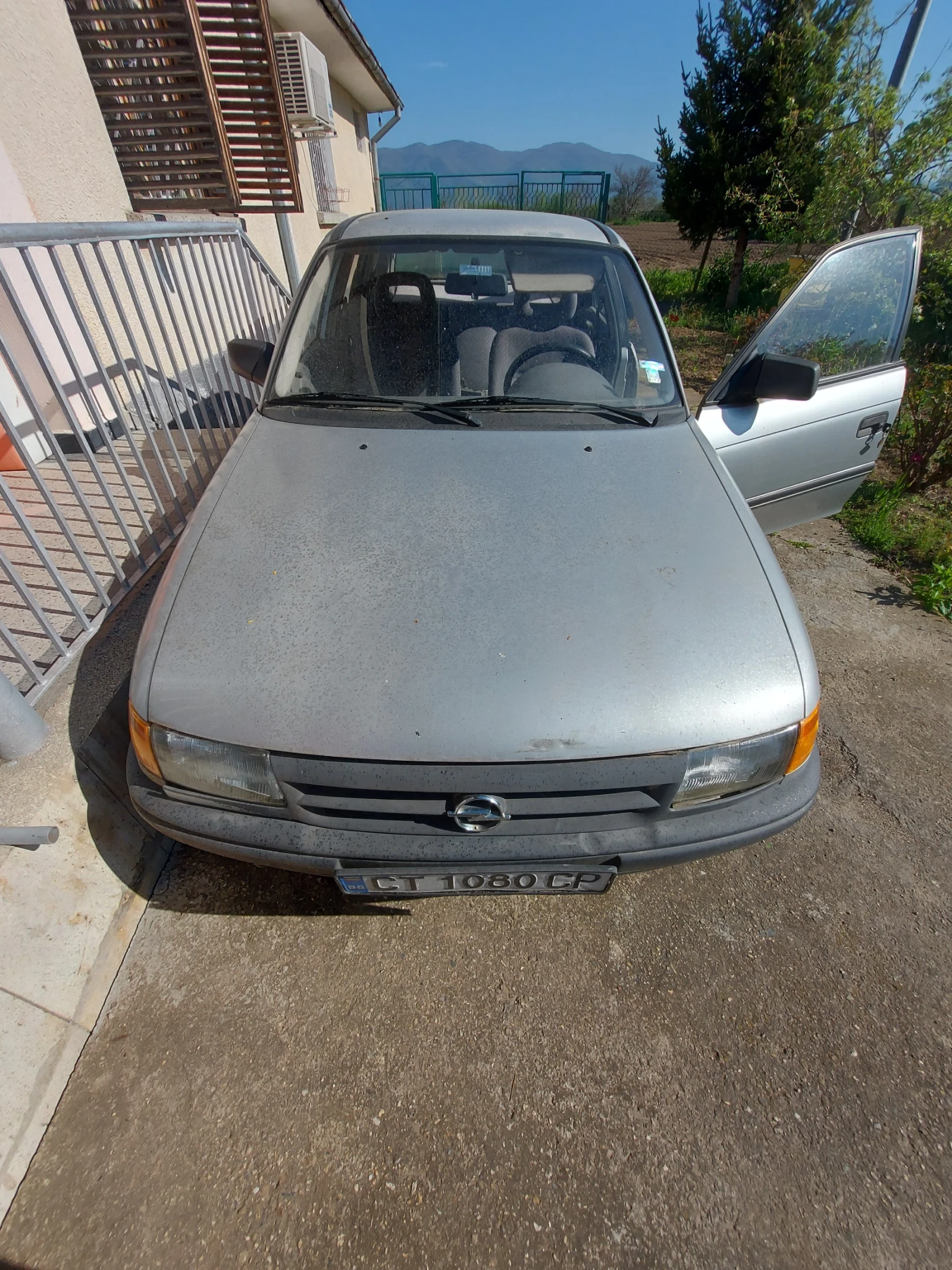 Opel Astra, снимка 1