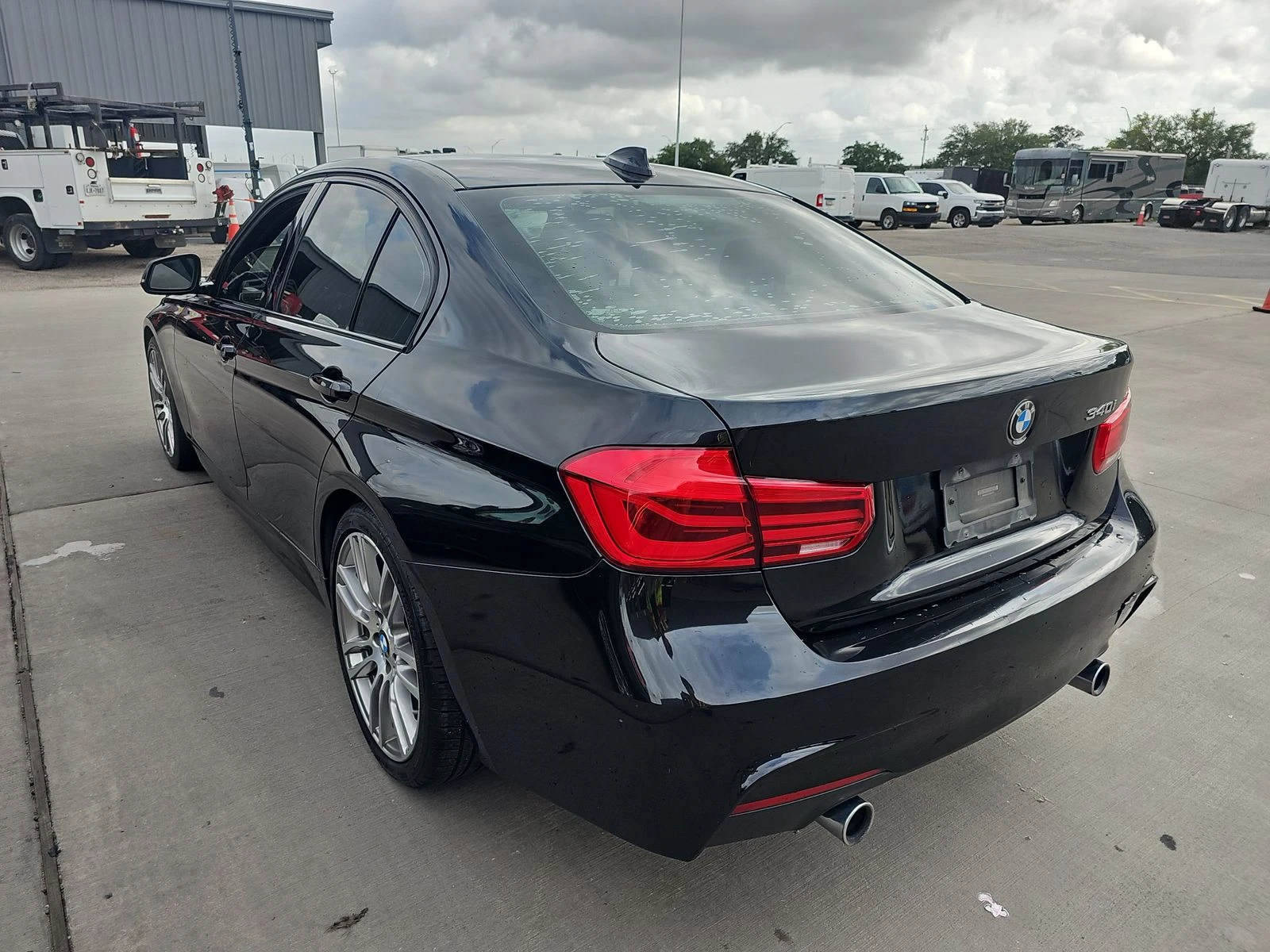 BMW 340 M* PERFORMANCE* ХЕДЪП* ПОДГРЕВ* КАМЕРА* КЕЙЛЕС - изображение 4