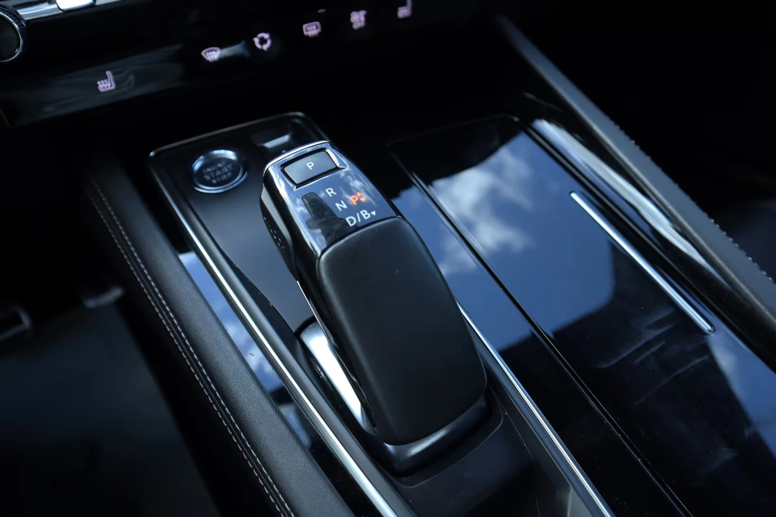 Peugeot 508 GT/224HP/CAM/NAVI/LED/DIGI/KLESS/AMBI/296g | Mobile.bg   11