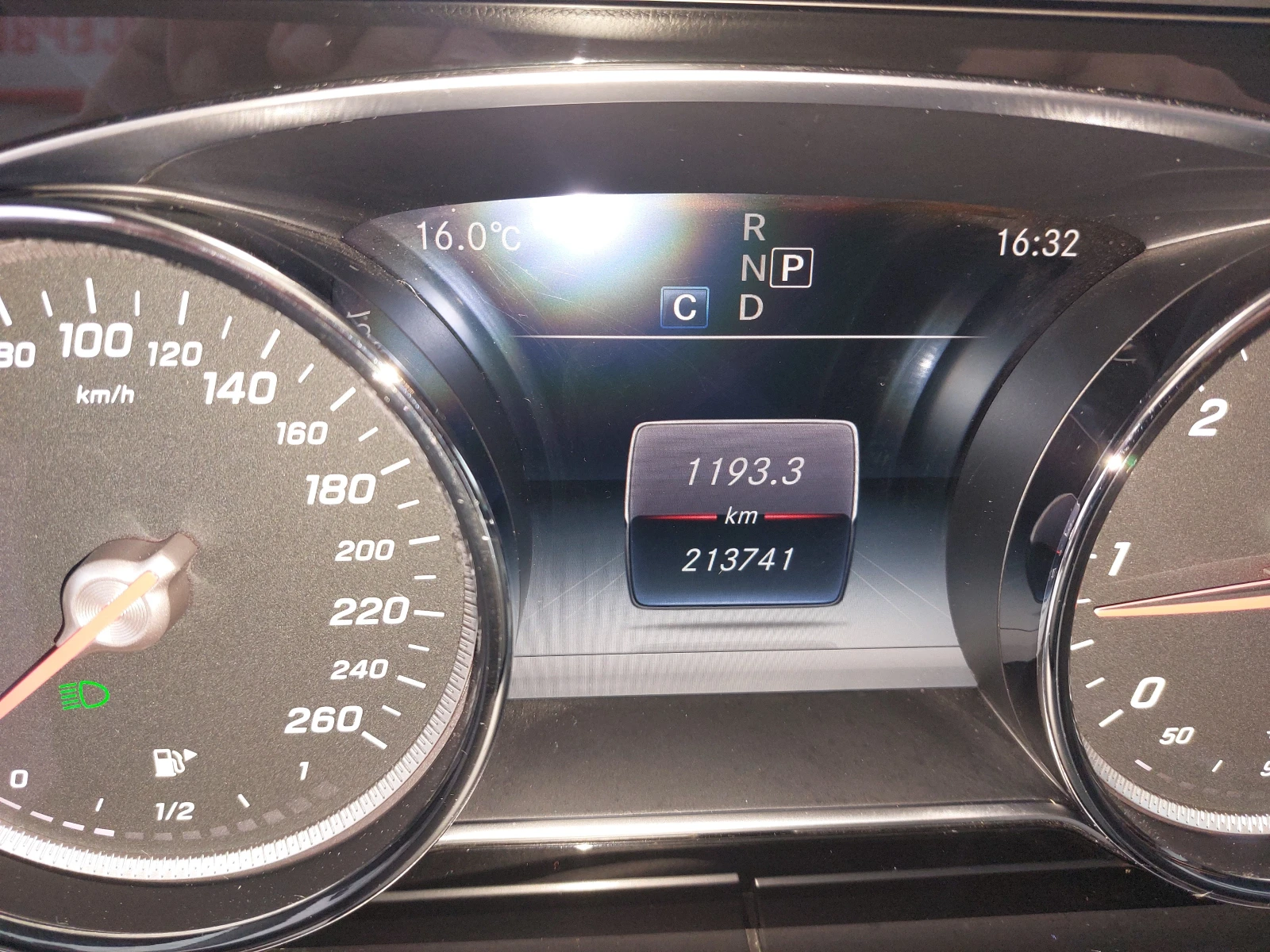 Mercedes-Benz E 220 4 MATIC | Mobile.bg   13