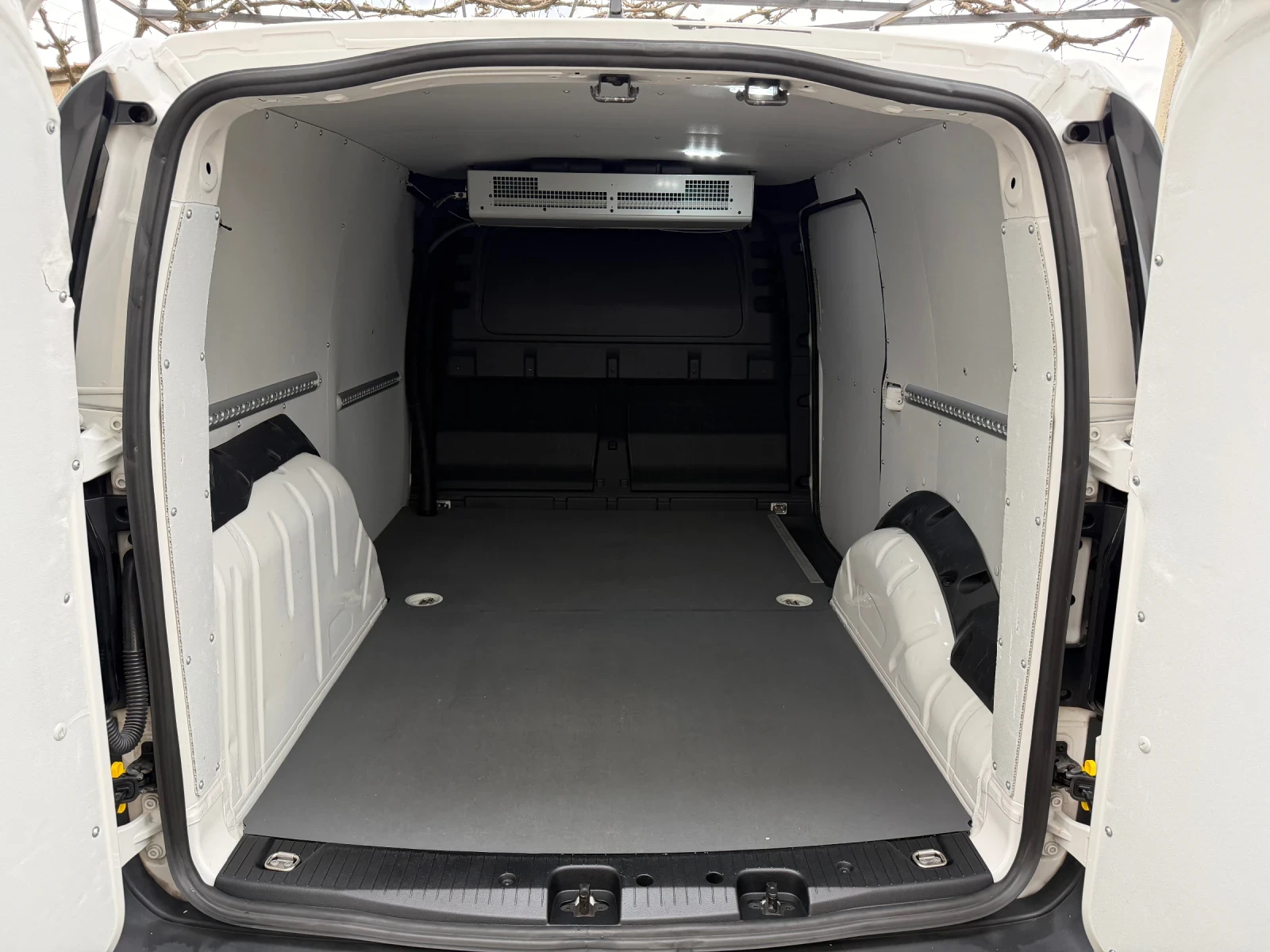 VW Caddy 2.0 TDI MAXI ��������\PSYGEIO EURO 6 KLIMA  | Mobile.bg � ����������� 7