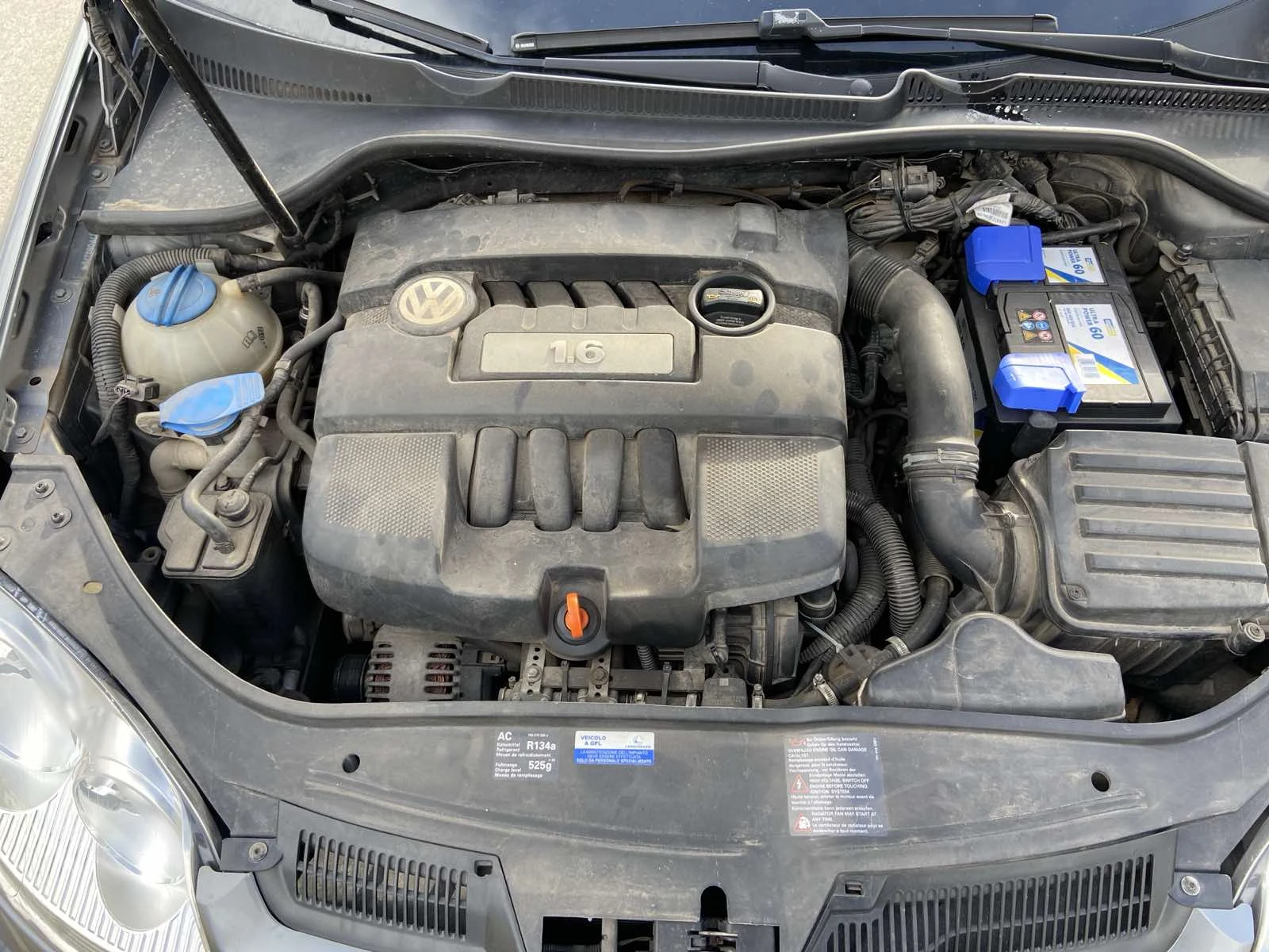 VW Golf 1.6i NAVI/GAS/KLIMA - изображение 5