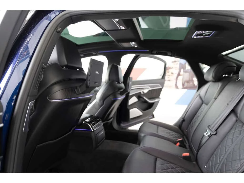 Audi A8 55TFSI Long * Фиксирана цена до БГ * CARFAX * , снимка 13 - Автомобили и джипове - 53961522